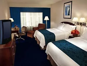 Ramada By Wyndham Niagara Falls/Fallsview