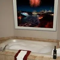 Ramada By Wyndham Niagara Falls/Fallsview